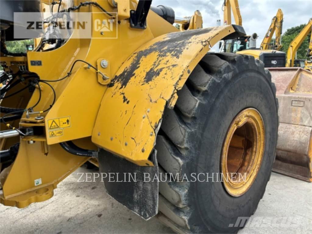 CAT 966M Wheel loaders