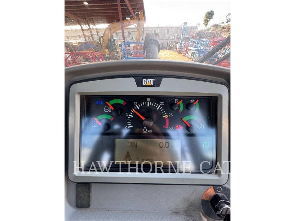 CAT 966M Wheel loaders