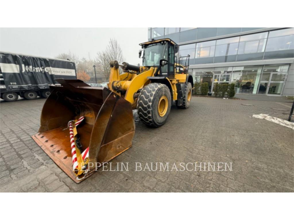 CAT 966M Wheel loaders