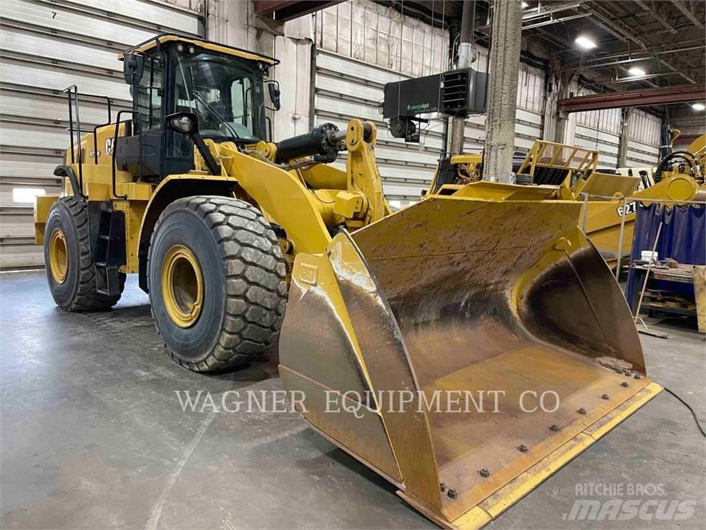 CAT 972M AG Crawler loaders