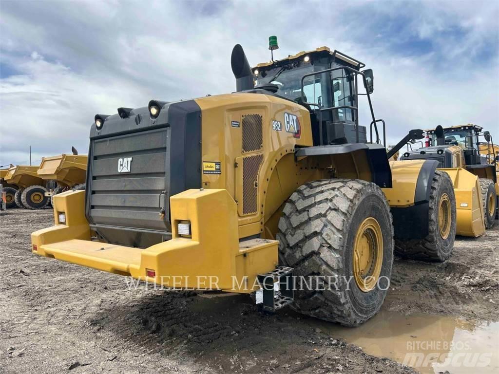 CAT 982 Wheel loaders