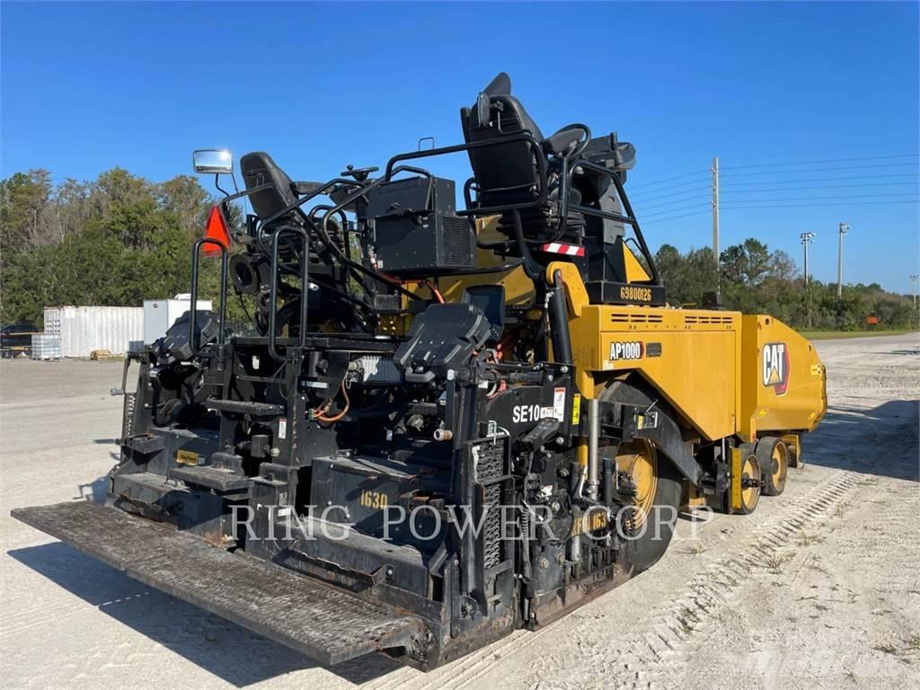 CAT AP1000 Asphalt recyclers