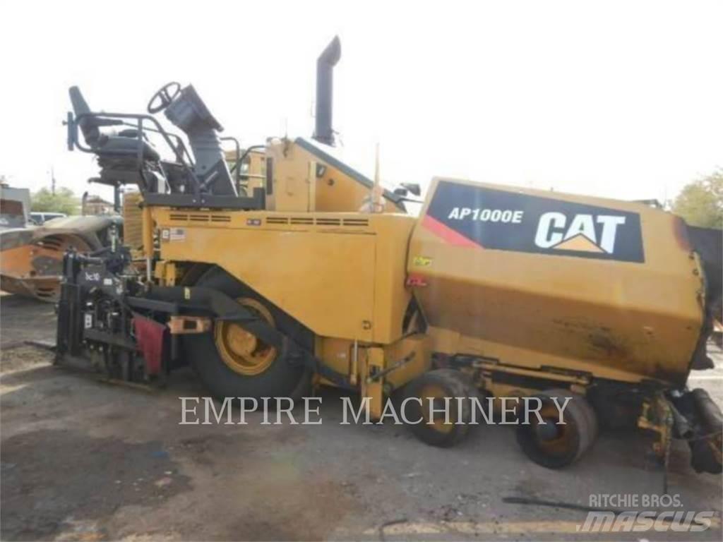 CAT AP1000E Asphalt pavers