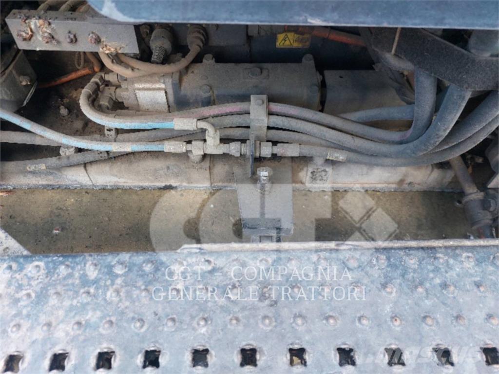 CAT AP500F Asphalt pavers