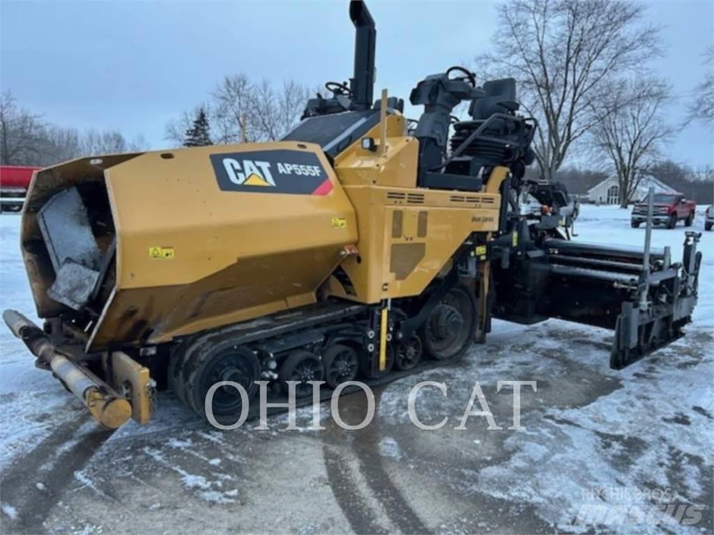 CAT AP555F Bitumen sprayers