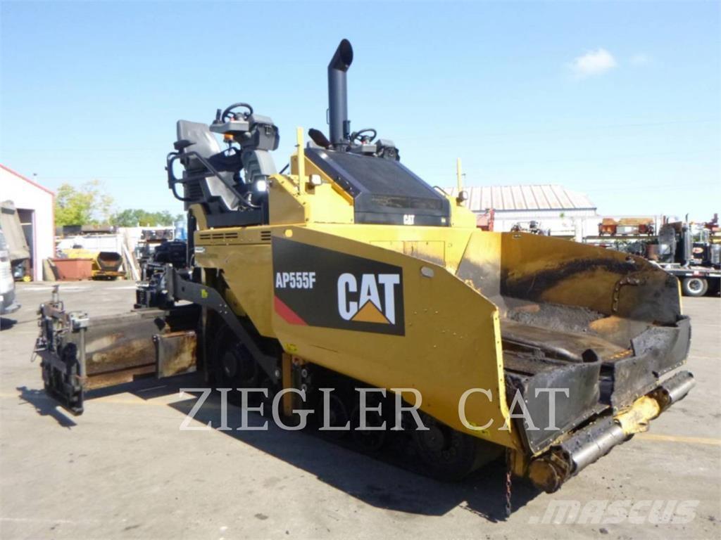 CAT AP555F Asphalt pavers