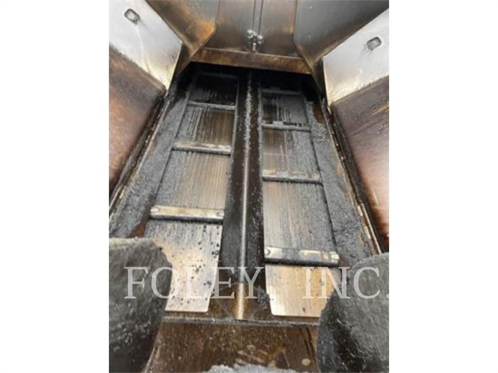 CAT AP600F Asphalt pavers