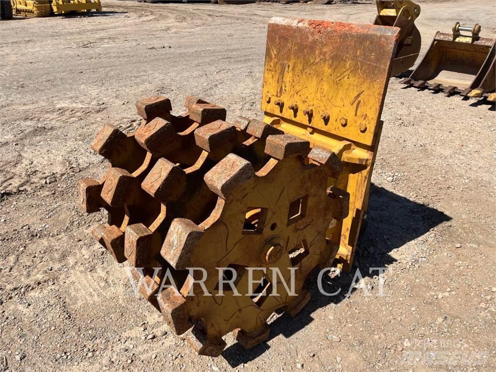 CAT CB WHEEL 36 Construction - Others