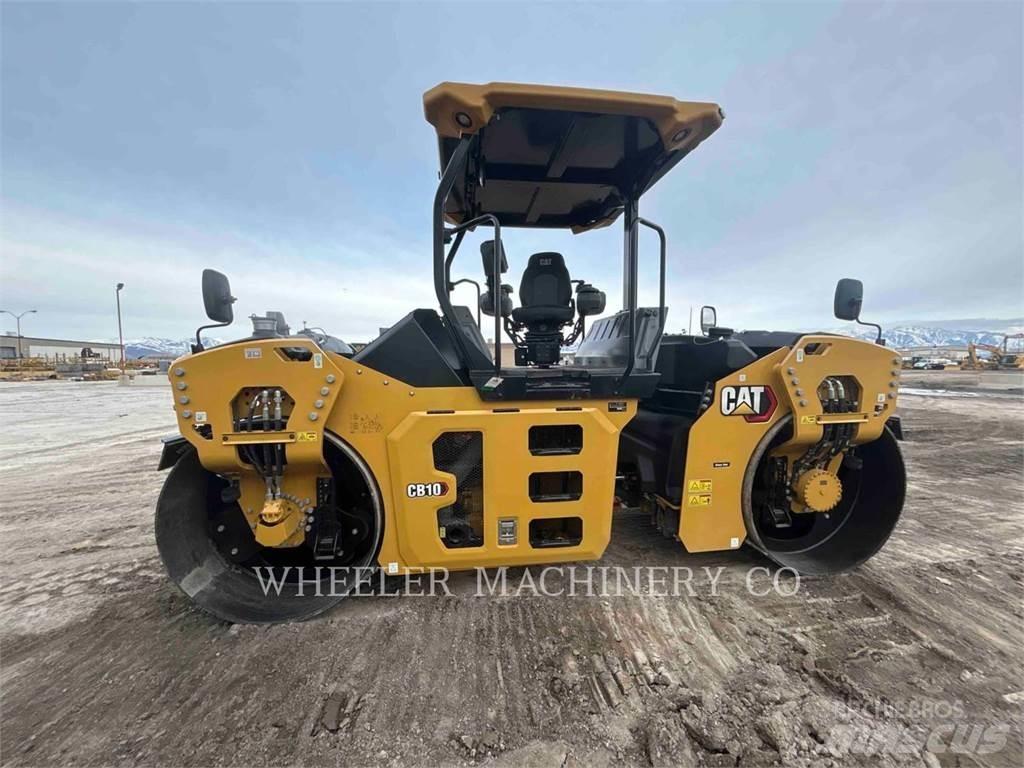 CAT CB10 Twin drum rollers