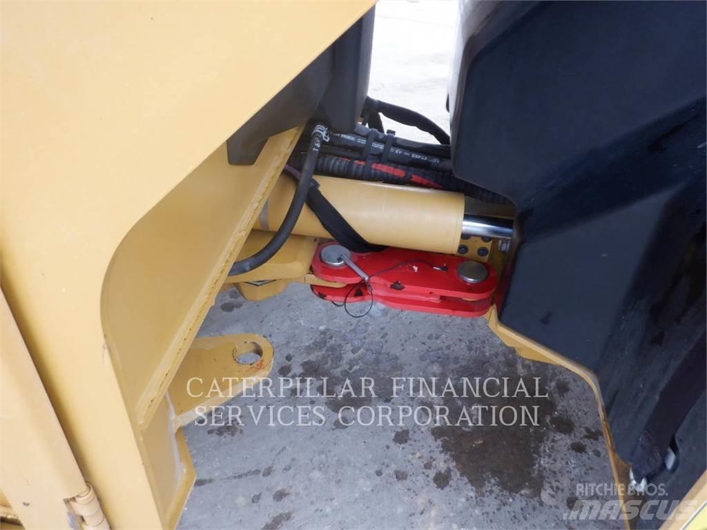 CAT CB10 Twin drum rollers