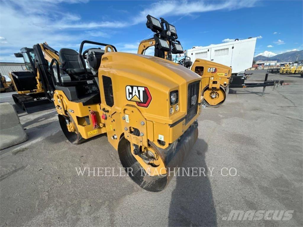 CAT CB2.5 GC Single drum rollers