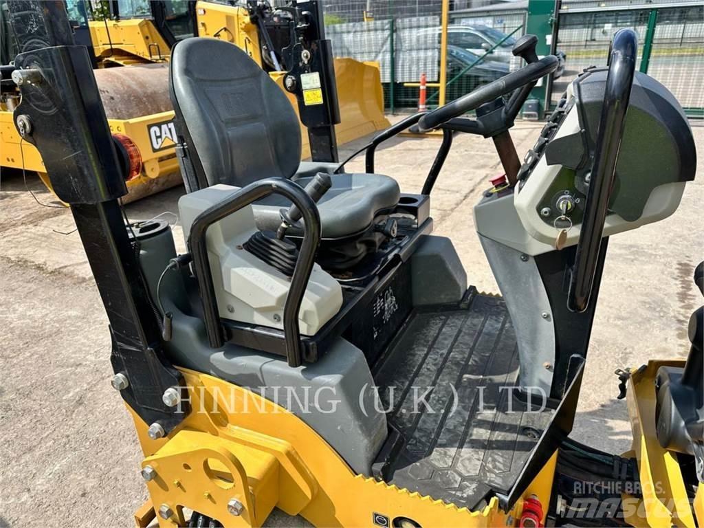 CAT CB2.7 Soil compactors
