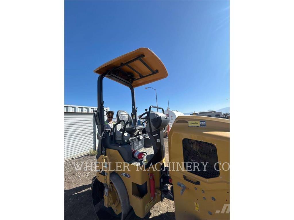 CAT CB2.7 GC Twin drum rollers