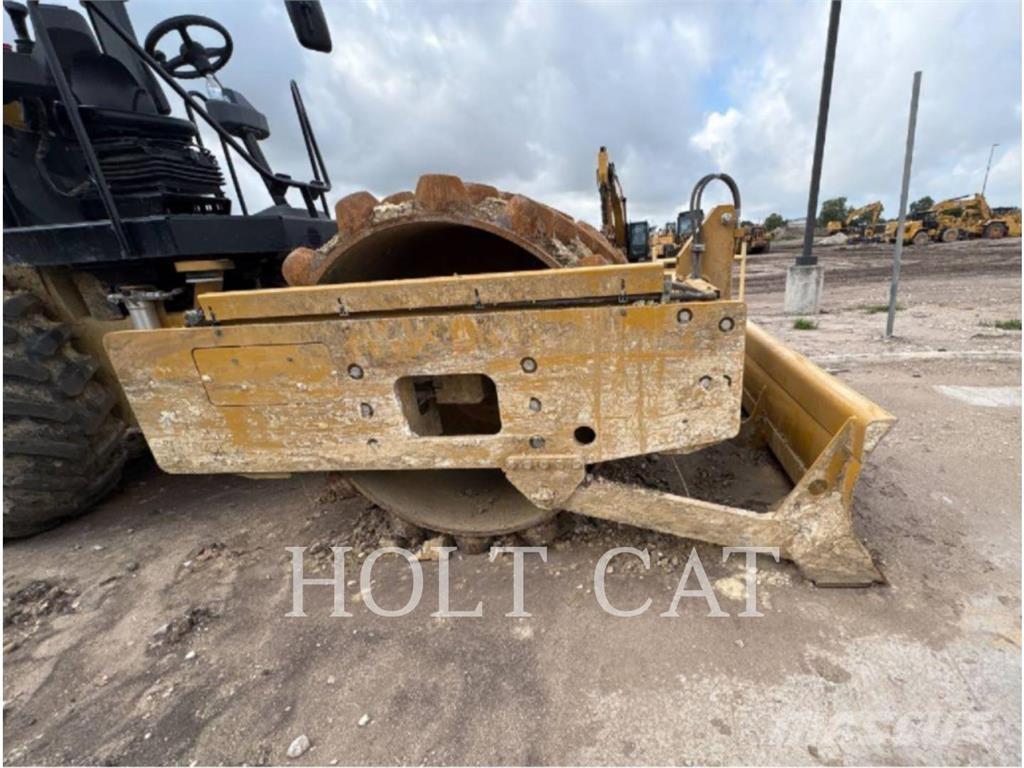CAT CP56B Single drum rollers