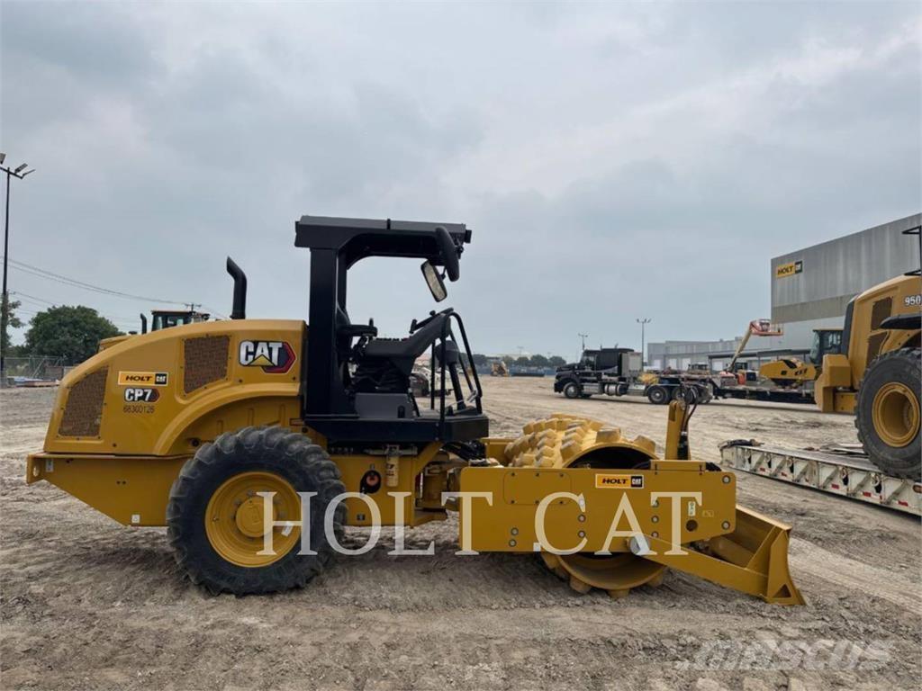 CAT CP7 Single drum rollers