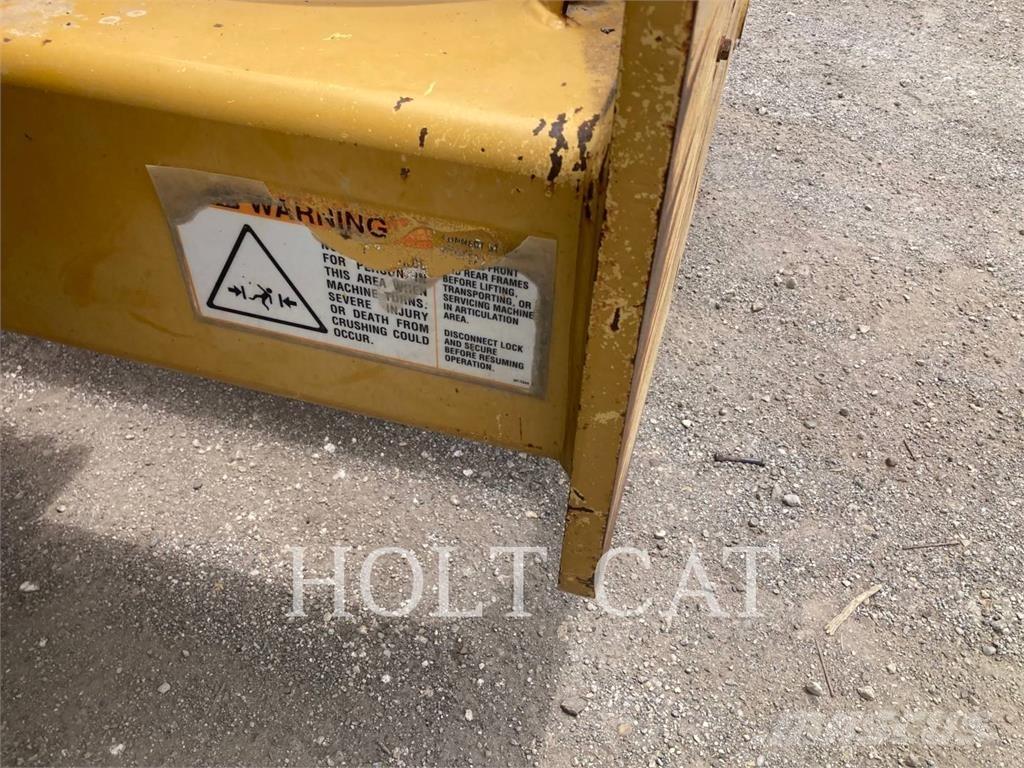 CAT CS-433E Single drum rollers