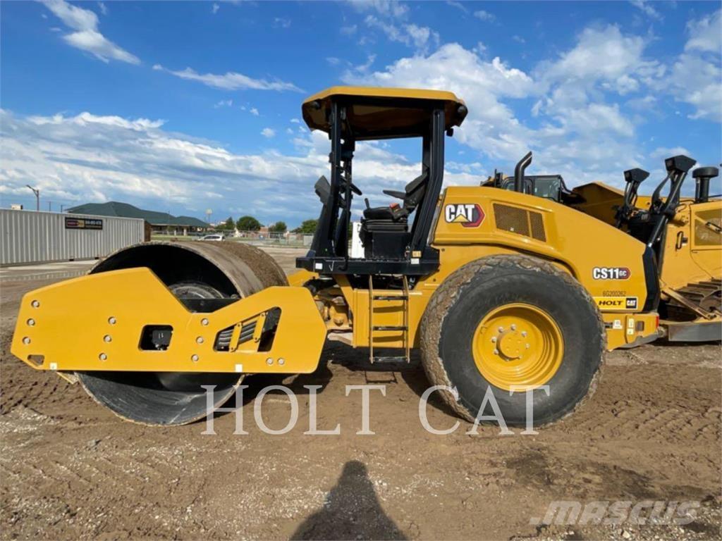 CAT CS11GC Single drum rollers