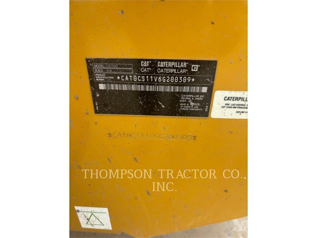 CAT CS11GC Single drum rollers