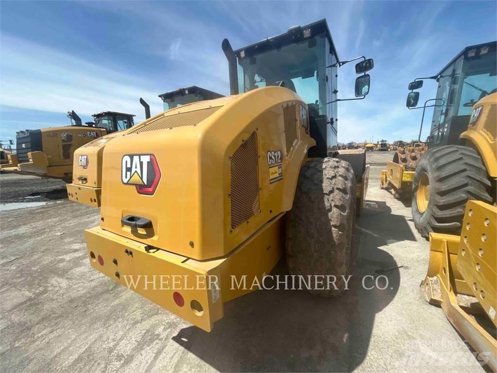 CAT CS12 Single drum rollers