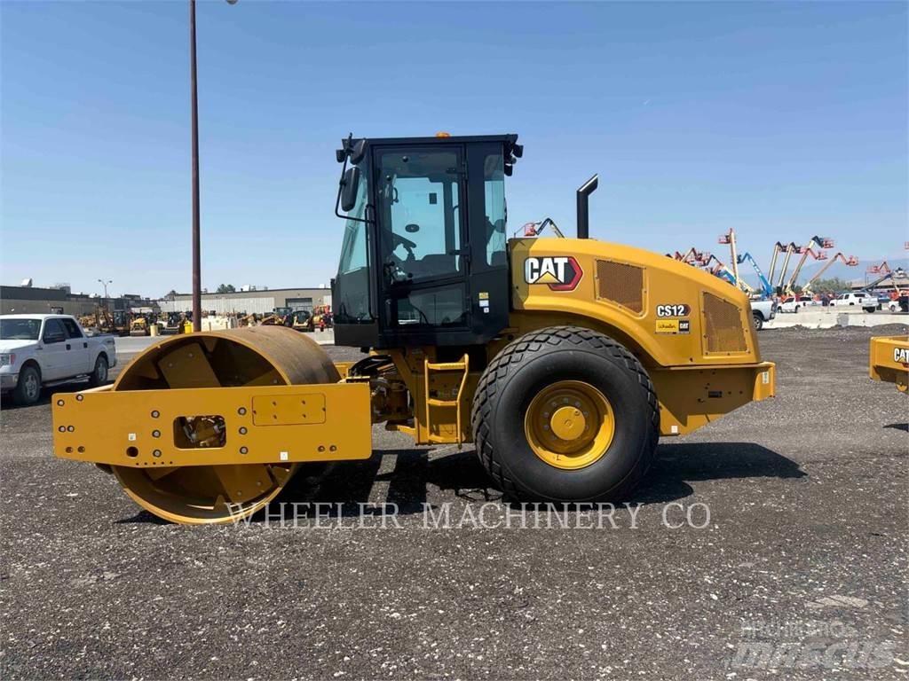 CAT CS12 Single drum rollers