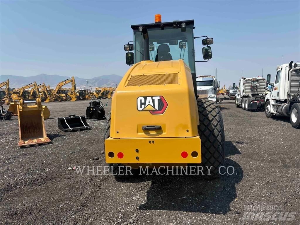 CAT CS12 Single drum rollers