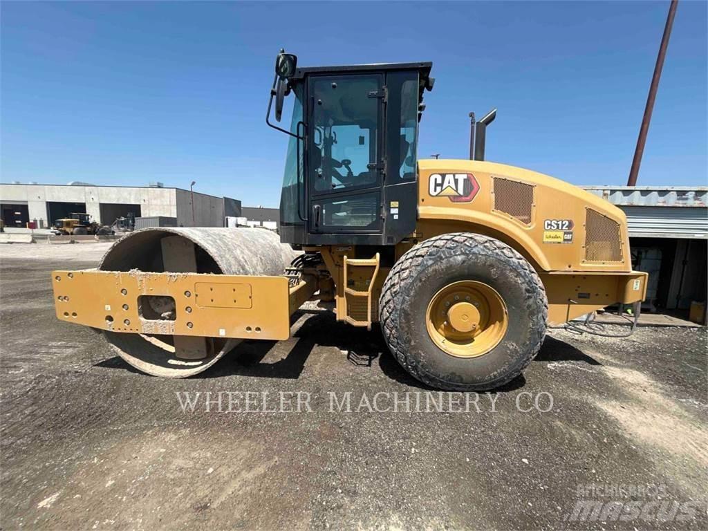 CAT CS12 Single drum rollers