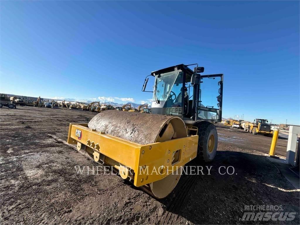 CAT CS12 Single drum rollers