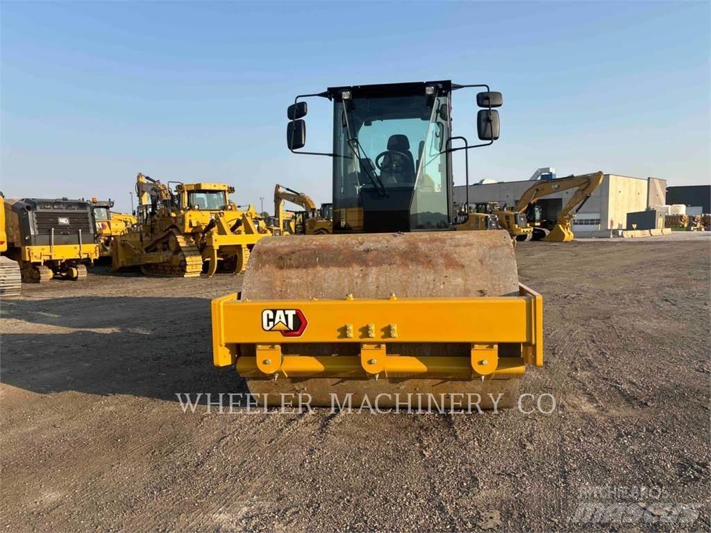 CAT CS12 Single drum rollers