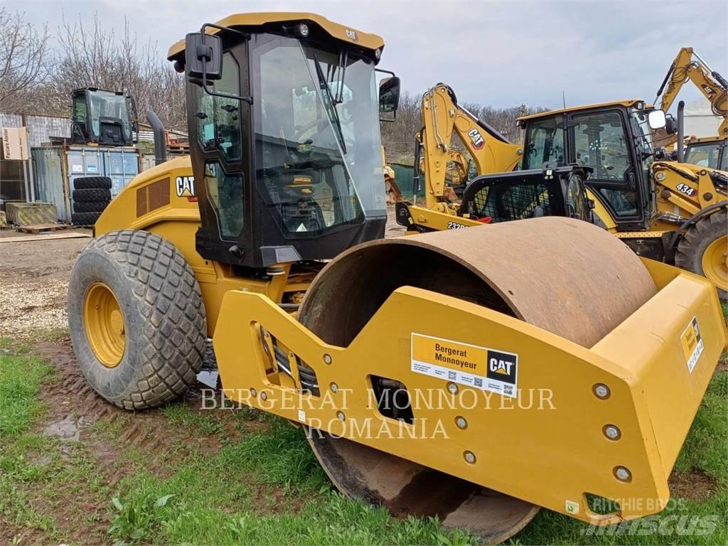CAT CS12GC Single drum rollers
