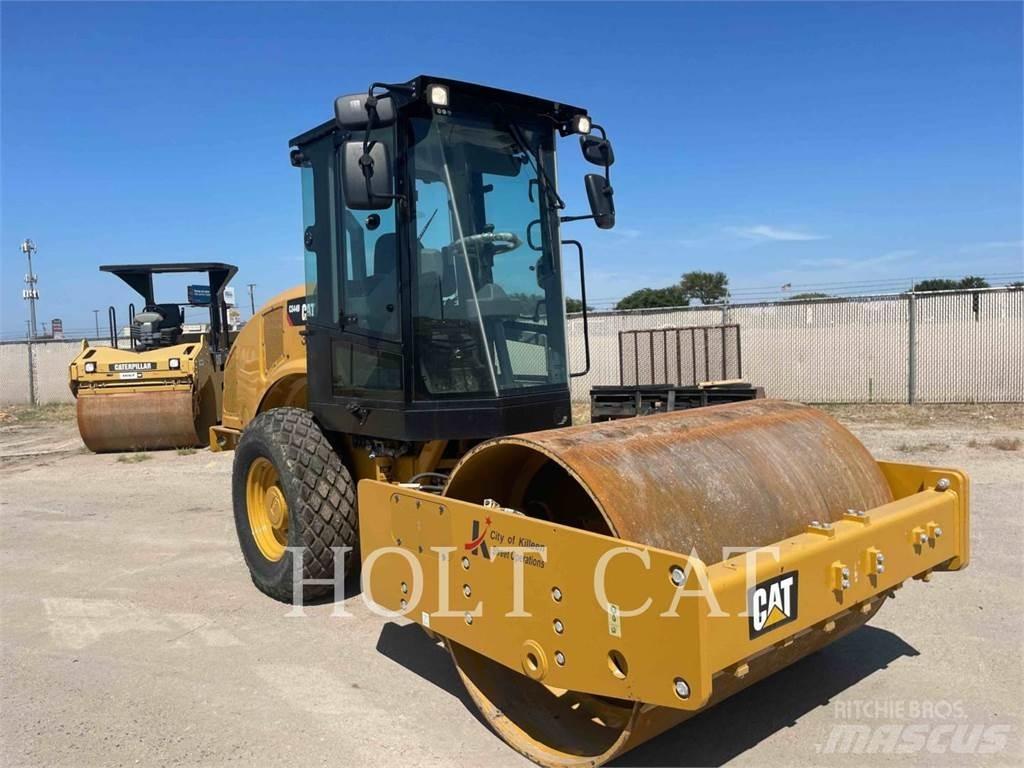 CAT CS44B Single drum rollers