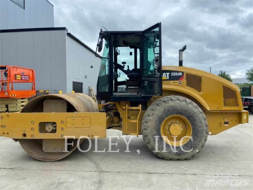CAT CS54B Single drum rollers