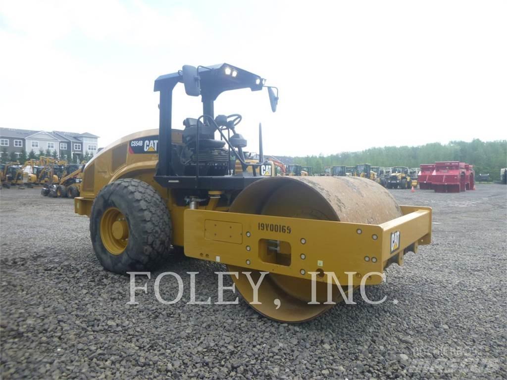 CAT CS54B Single drum rollers