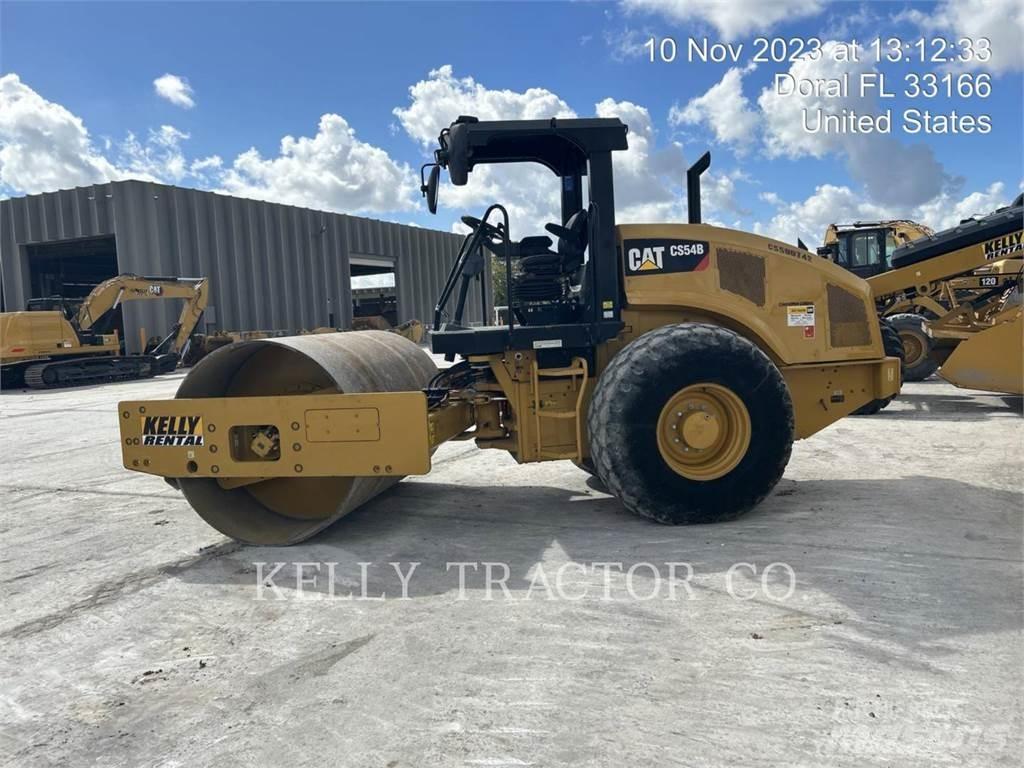 CAT CS54B Single drum rollers