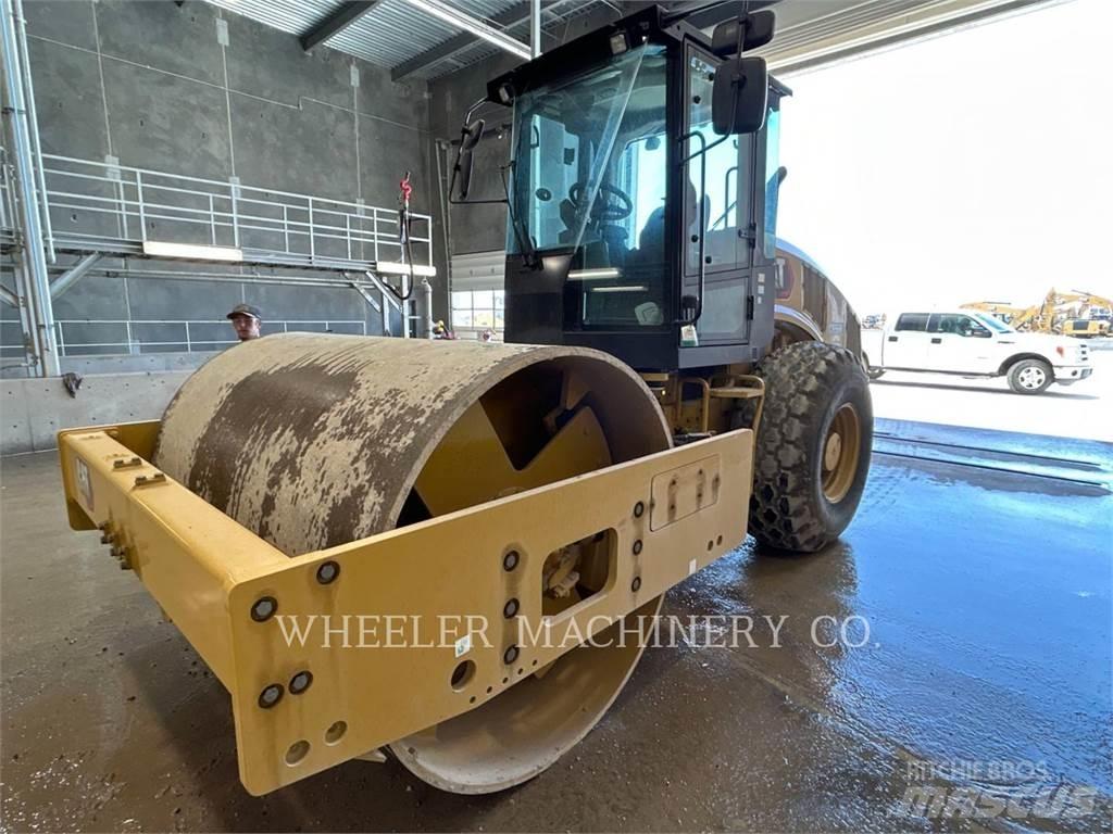 CAT CS56B Single drum rollers