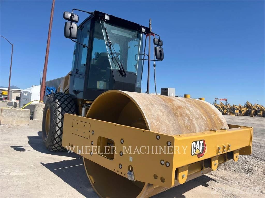 CAT CS56B Single drum rollers