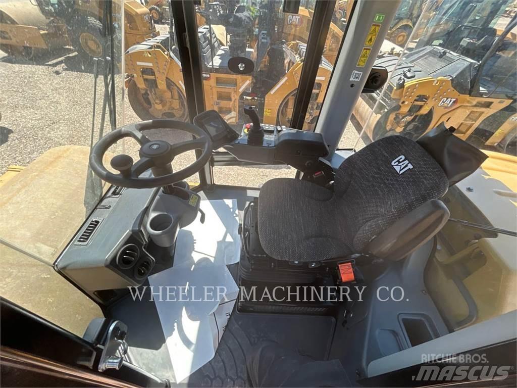 CAT CS56B Single drum rollers