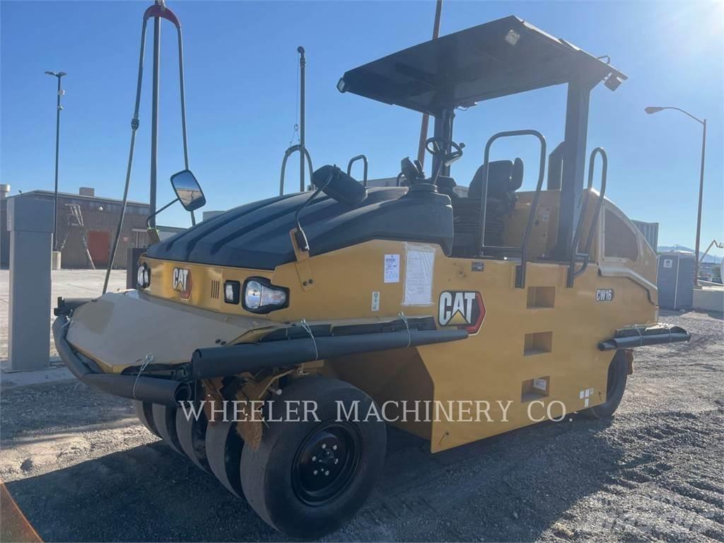 CAT CW16 Pneumatic tired rollers