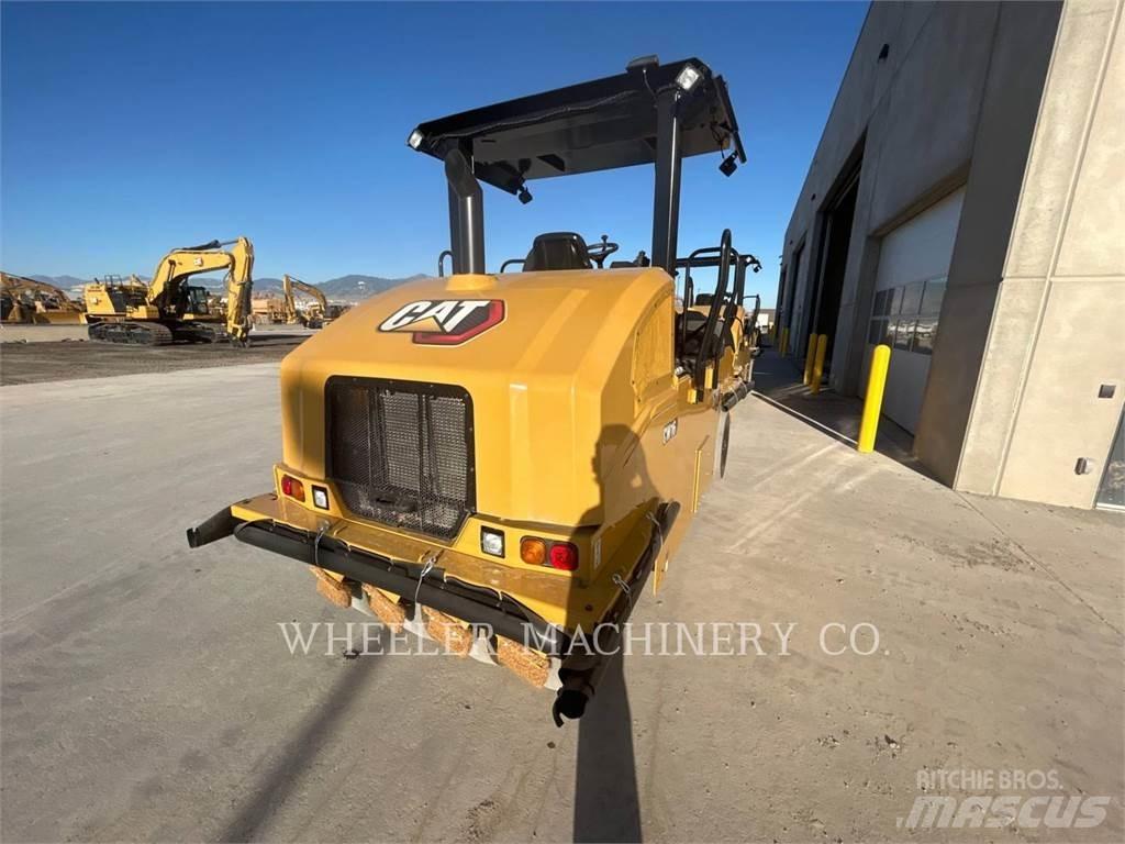 CAT CW16 Pneumatic tired rollers
