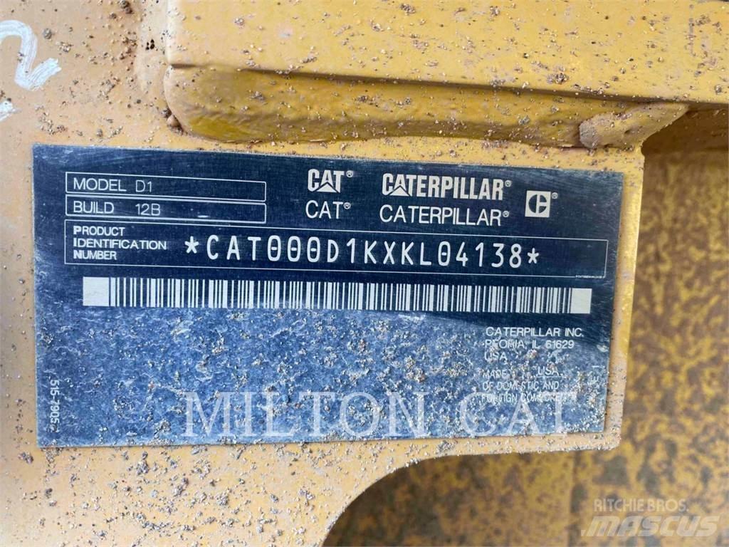 CAT D1 Crawler dozers