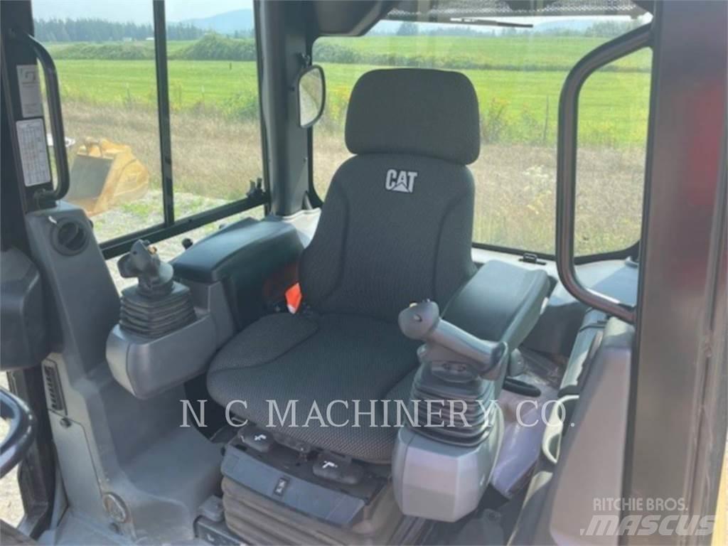 CAT D1 LGPCB Crawler dozers