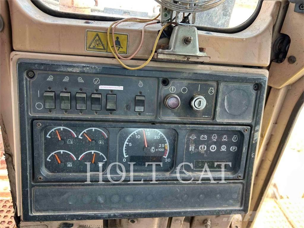 CAT D10R Crawler dozers