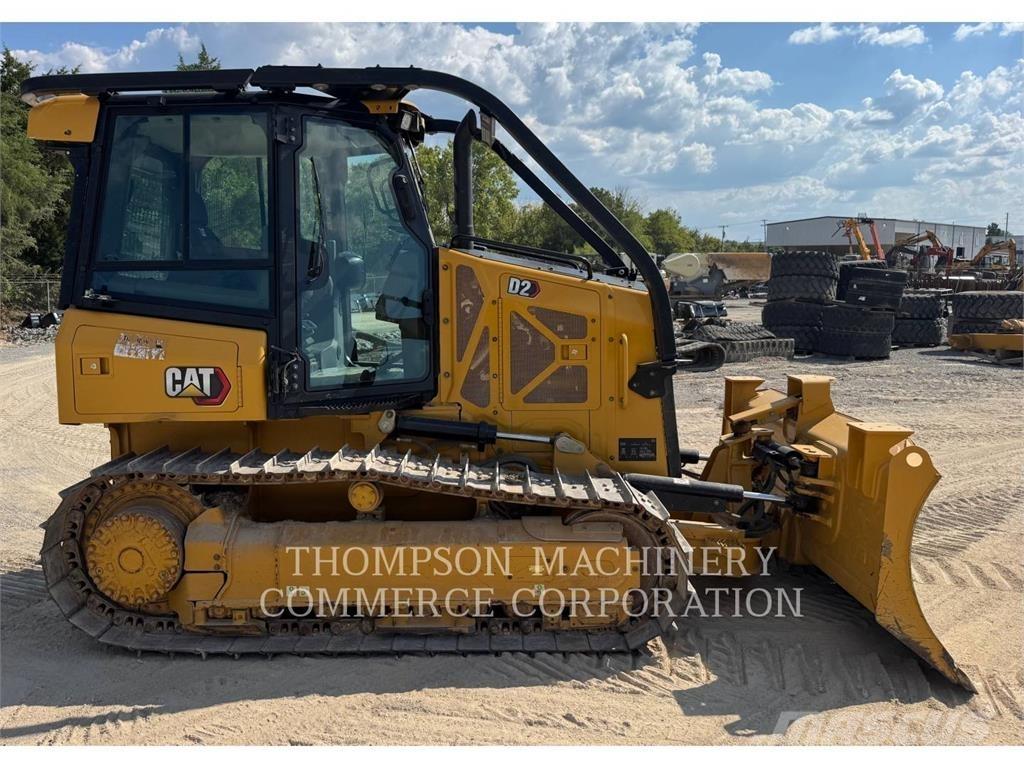 CAT D2-12 Crawler dozers