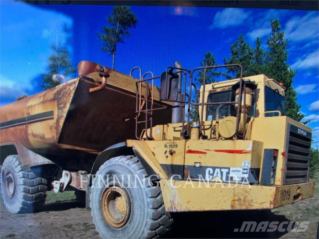 CAT D30D Scrapers