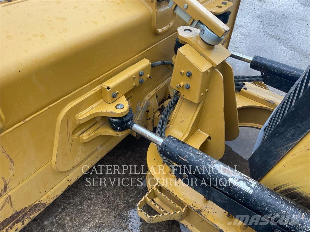 CAT D312 Crawler dozers