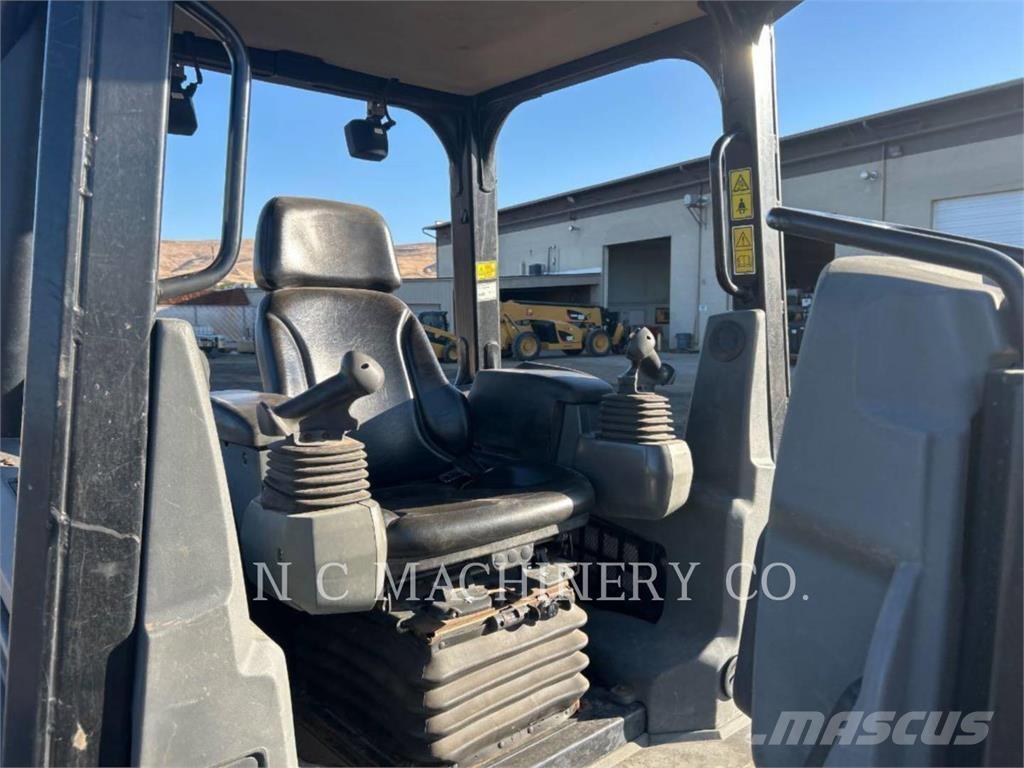 CAT D3K2 XLCN Crawler dozers