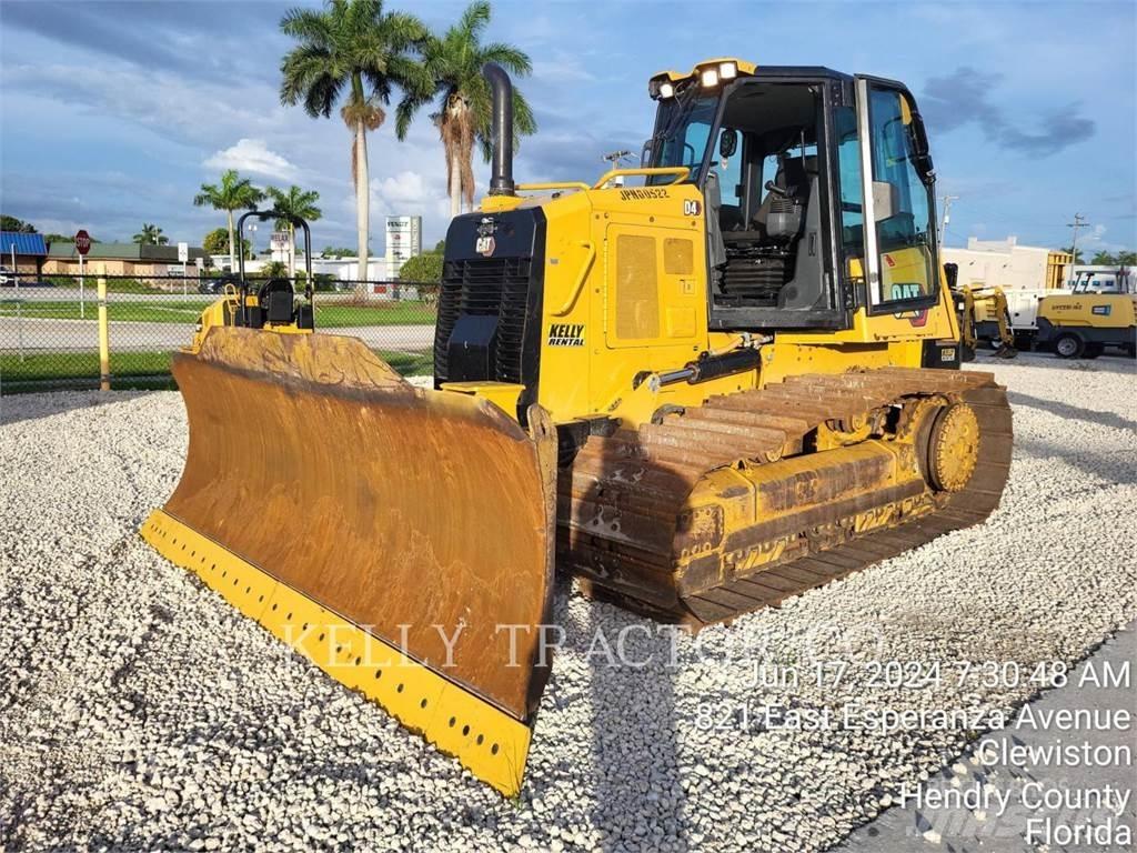 CAT D4 Crawler dozers