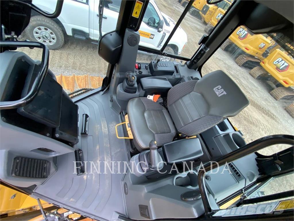 CAT D4-16 LGP Crawler dozers