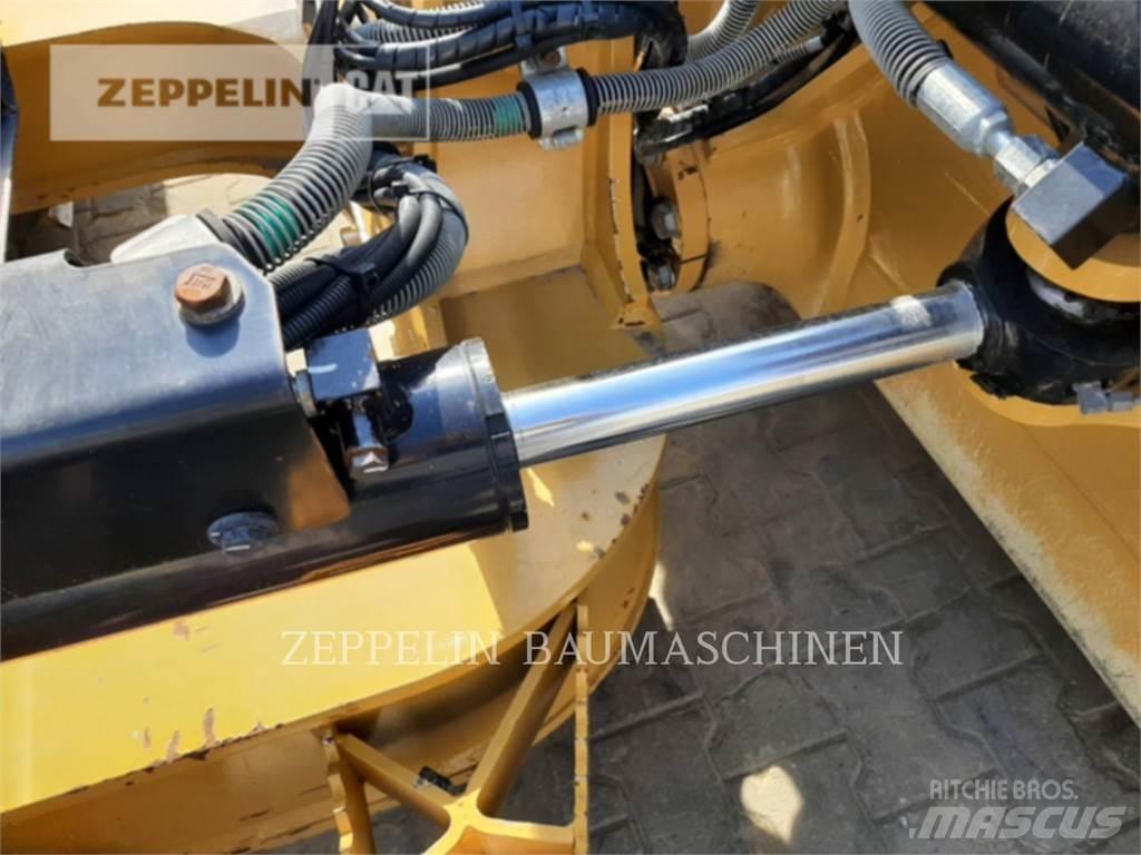 CAT D4-16A Crawler dozers