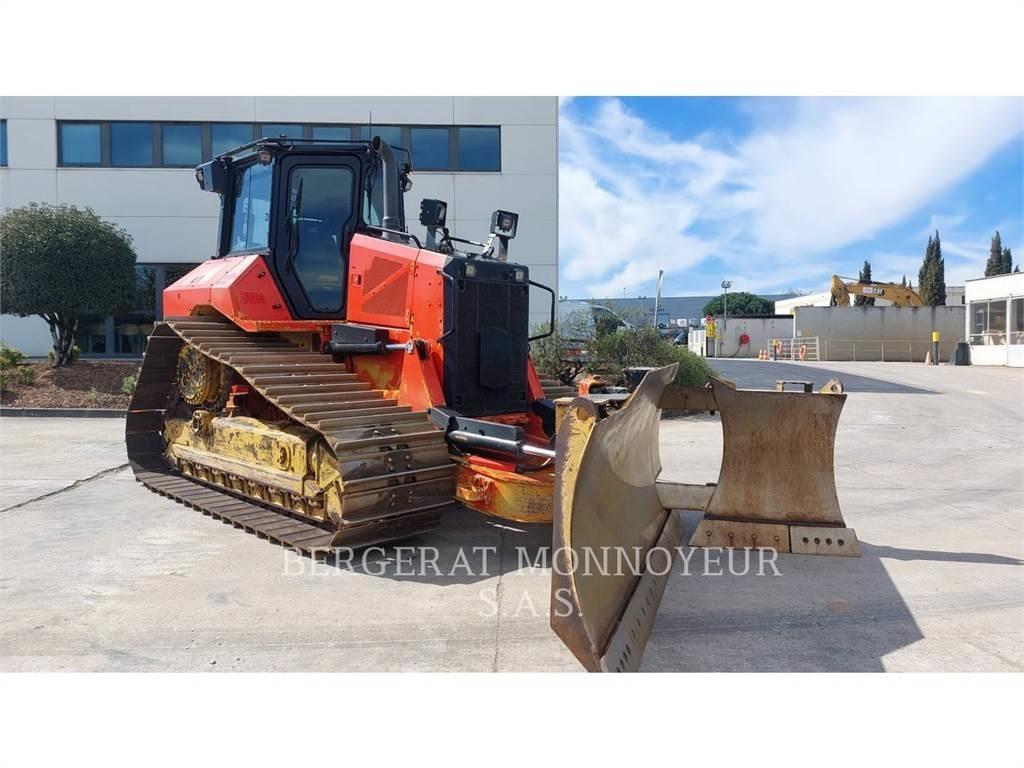CAT D5 Crawler dozers