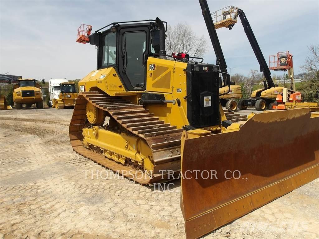 CAT D5 Crawler dozers